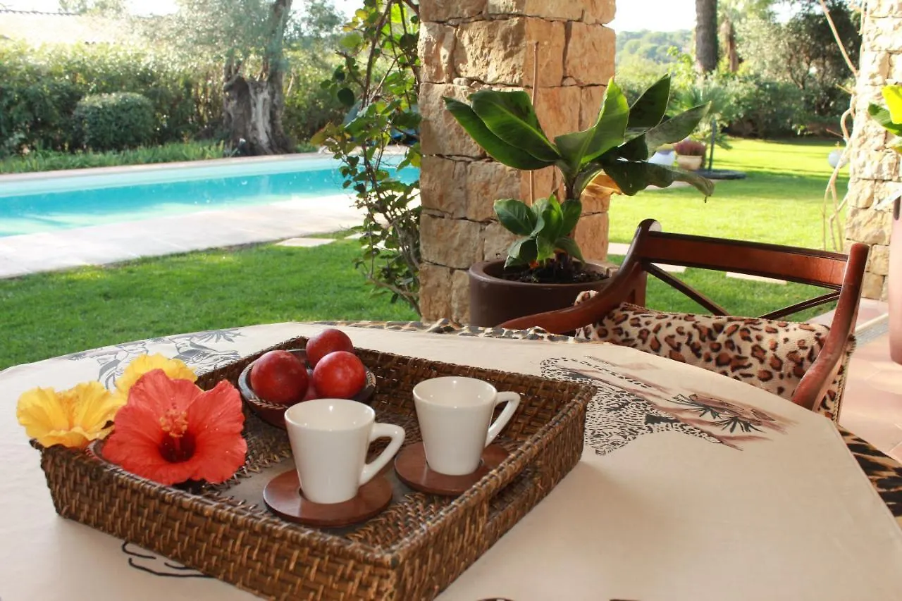 La Villa Topi Antibes 2*,  France